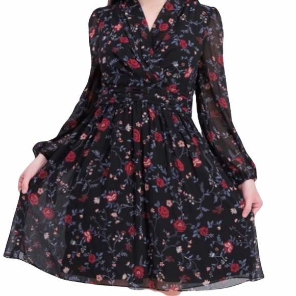 Gal Meets Glam Dresses & Skirts - GAL MEETS GLAM Smocked Fit & Flare Silhouette Floral Dress Size 10 NEW